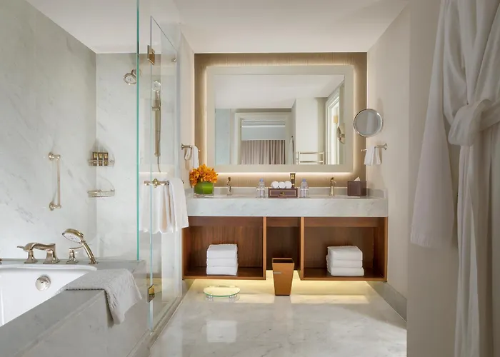 Paiza Lofts At Parisian Hotel 5*